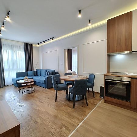 Aparthotel Velika Recepcija Cc Magnet à Zlatibor Extérieur photo
