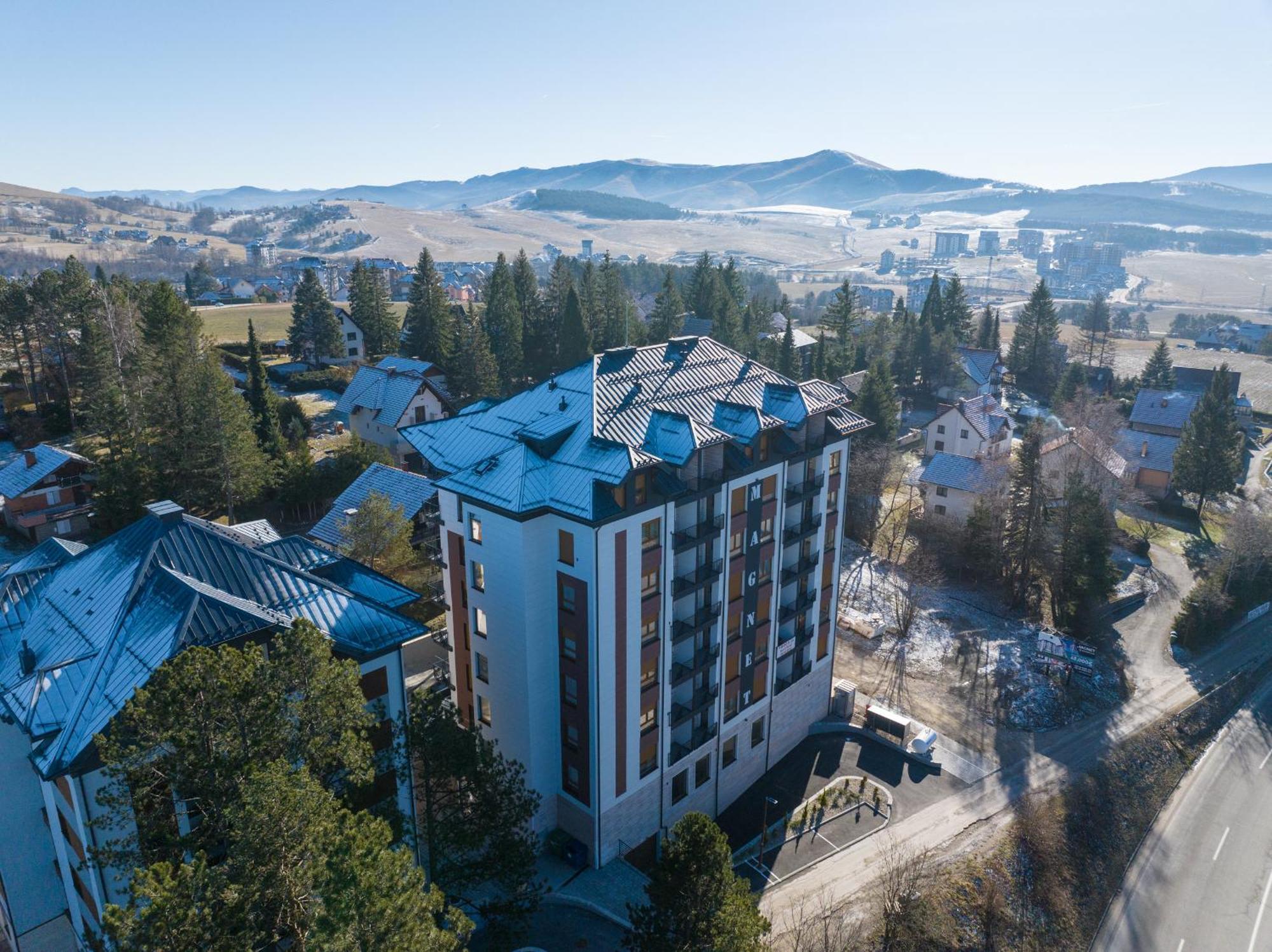 Aparthotel Velika Recepcija Cc Magnet à Zlatibor Extérieur photo
