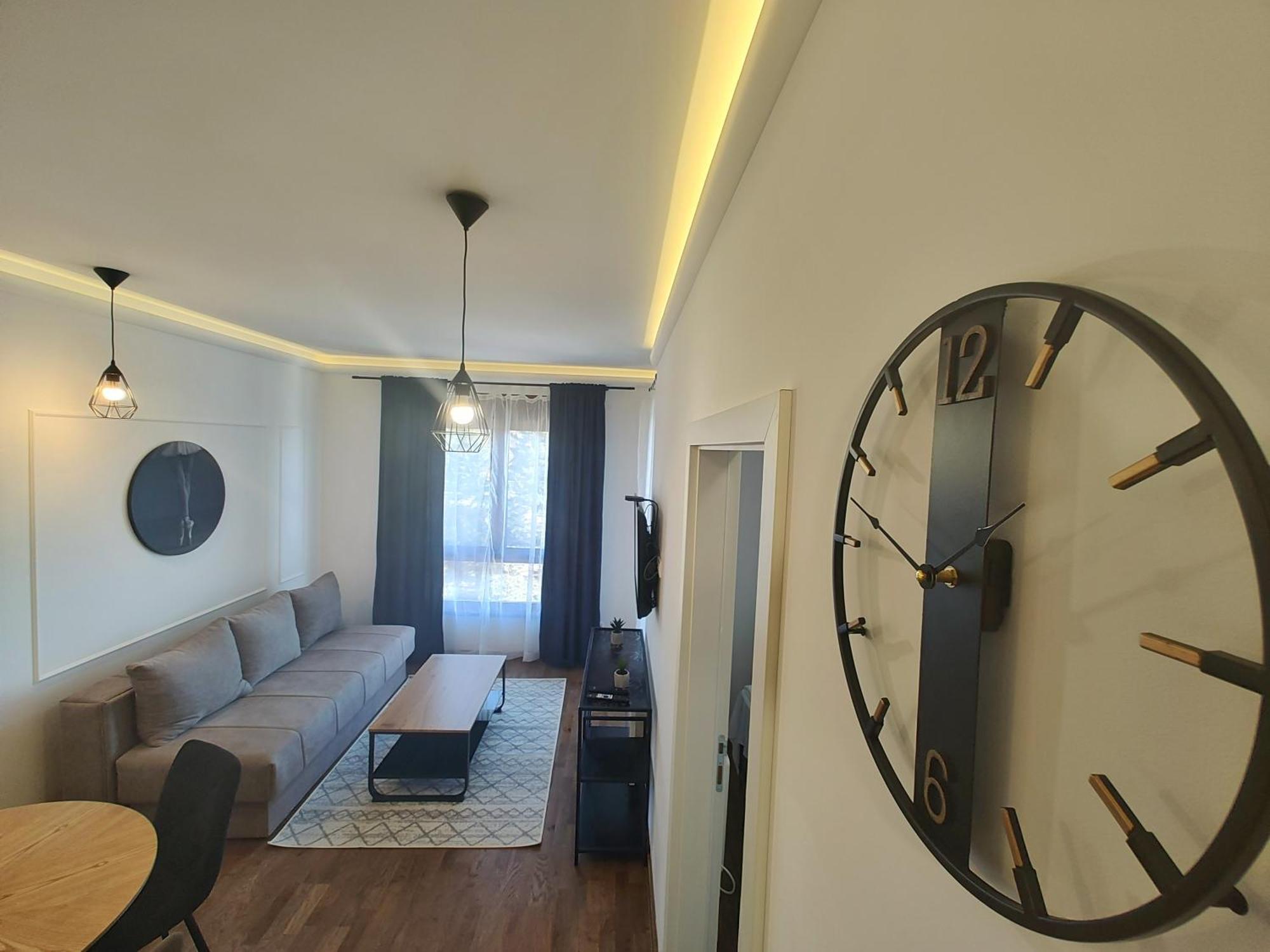 Aparthotel Velika Recepcija Cc Magnet à Zlatibor Extérieur photo