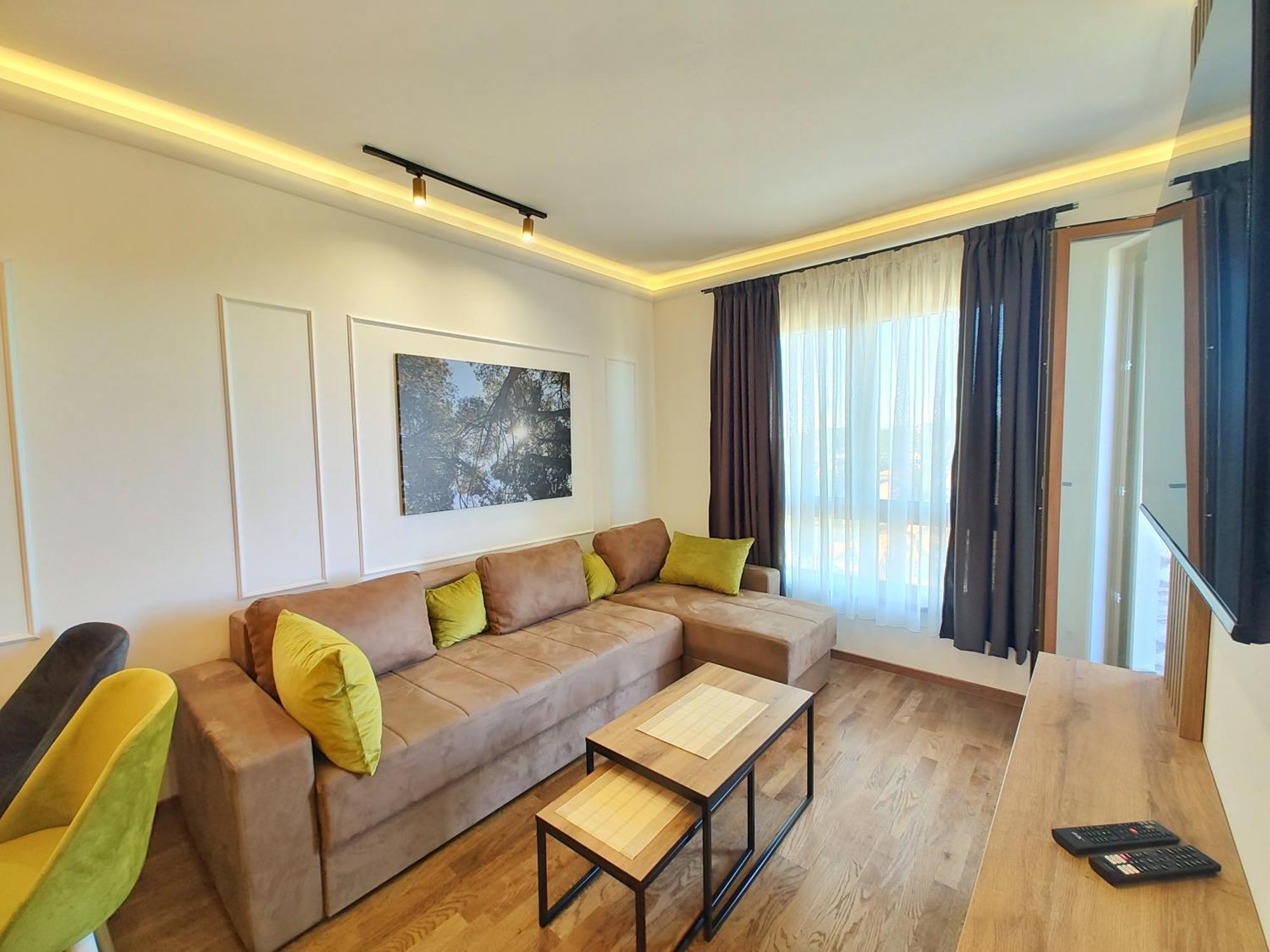 Aparthotel Velika Recepcija Cc Magnet à Zlatibor Extérieur photo